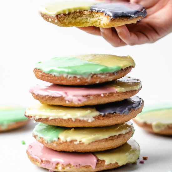 Bakery-Style Iced Easter Cookies - Recipe photo by kickassbaker