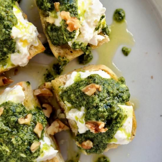 Walnut Pesto Burrata Toast - Recipe photo by waystomyheart