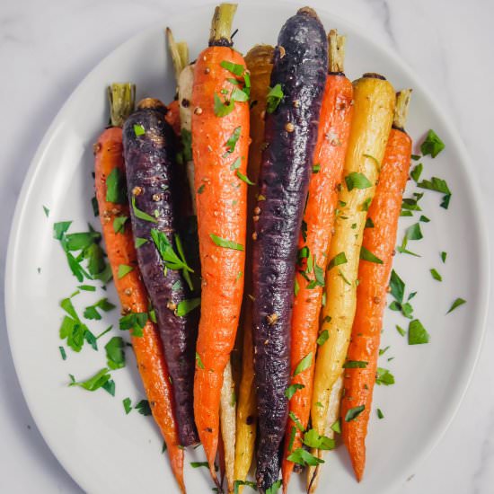 Honey Roasted Coriander Carrots - Recipe photo by Girlwiththeironcast