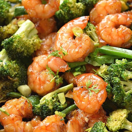 Easy Honey Garlic Shrimp - Recipe photo by Savory Bites