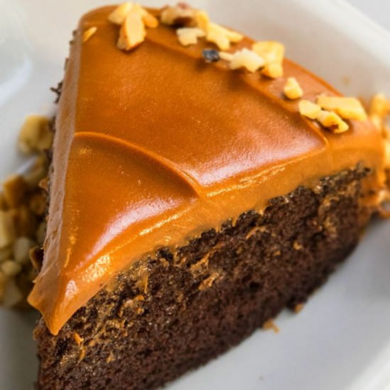 Chocolate Caramel Cake - Recipe photo by Cakewhiz