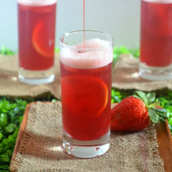 Red Iced Tea - Recipe photo by thenotsocreativecook
