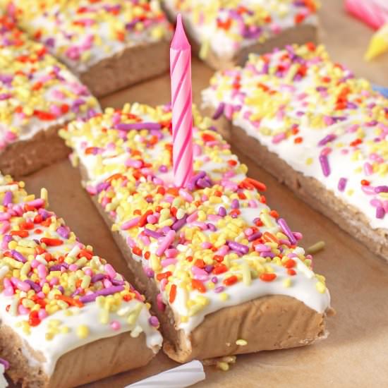 Gluten Free Funfetti Protein Bars - Recipe photo by dessertswithbenefits