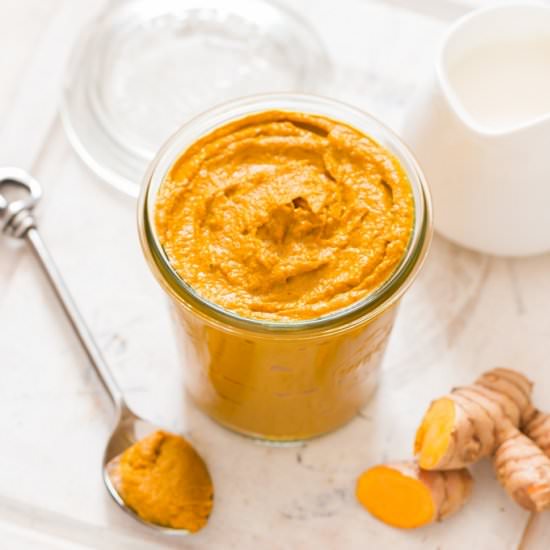 Homemade Turmeric Paste - Recipe photo by currytrail