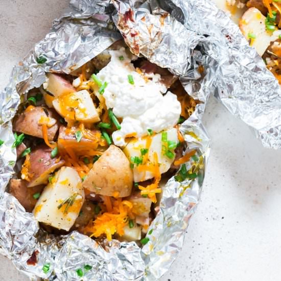 Grilled Potatoes in Foil Packs - Recipe photo by currytrail