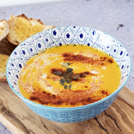 Spiced carrot soup - Recipe photo by Mandy Sneaky Veg