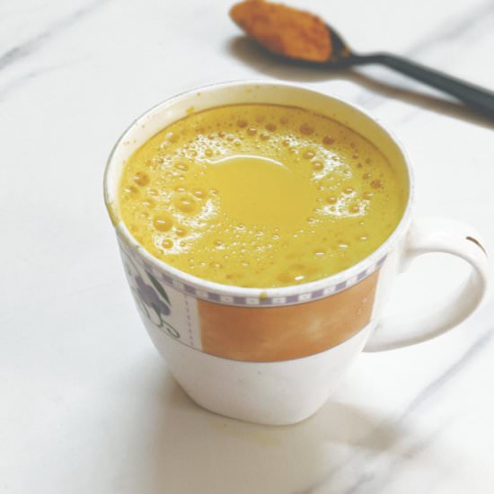 Healthy Turmeric Latte - Recipe photo by rparm