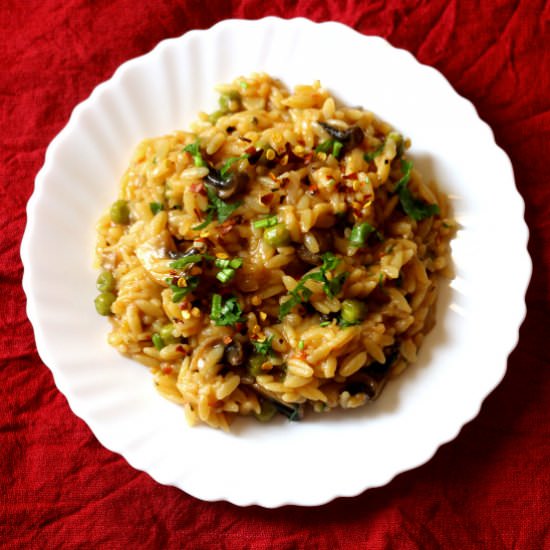 Vegan mushrooms & green peas orzo - Recipe photo by greenbowl2soul