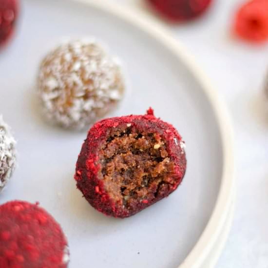 Easy Chocolate Bliss Balls - Recipe photo by eatwithclarity