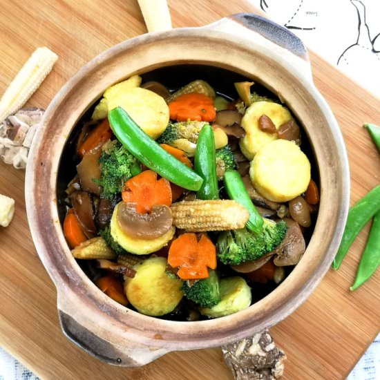 Braised Tofu With Vegetables - Recipe photo by Taste of Asian Food