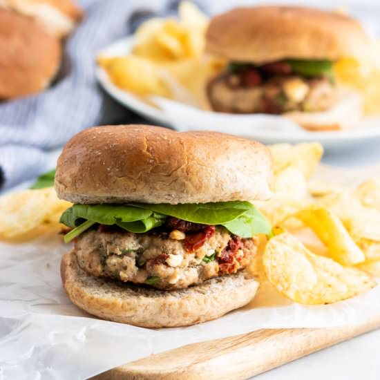 Sun-Dried Tomato Turkey Burgers - Recipe photo by lemons and zest