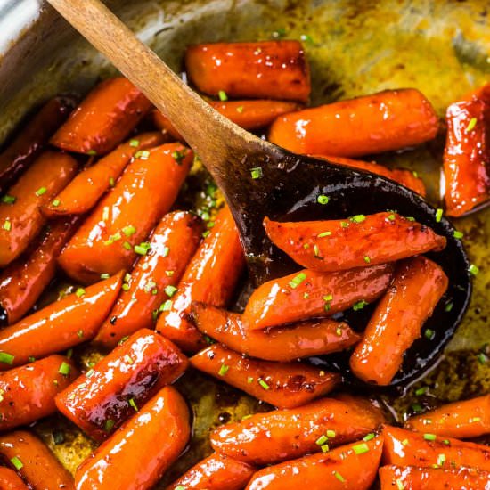 Spicy Honey Roasted Carrots - Recipe photo by The Endless Meal