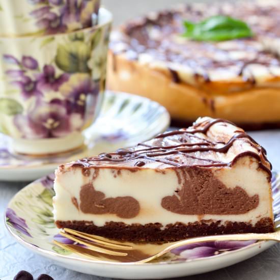 Baked Chocolate Marble Cheesecake - Recipe photo by joskitchenlarder
