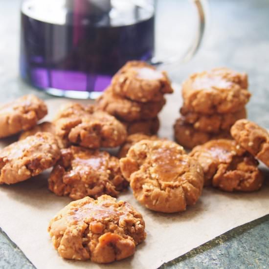 Hup Toh Soh (Chinese Walnut Cookies) - Recipe photo by Bake With Paws