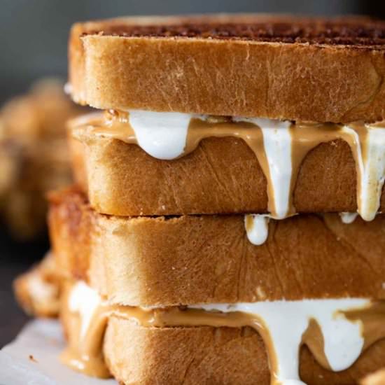 Fluffernutter Panini - Recipe photo by taste and tell