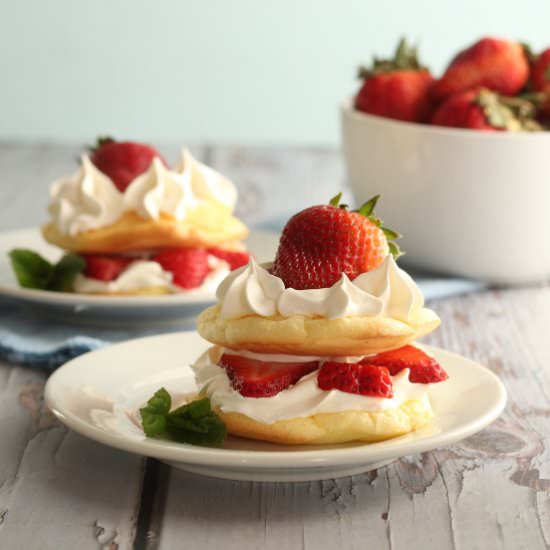 low carb strawberry shortcake - Recipe photo by HugForYourBelly
