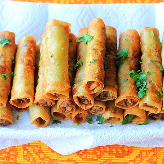 crab and cream cheese lumpia - Recipe photo by tastesspicy