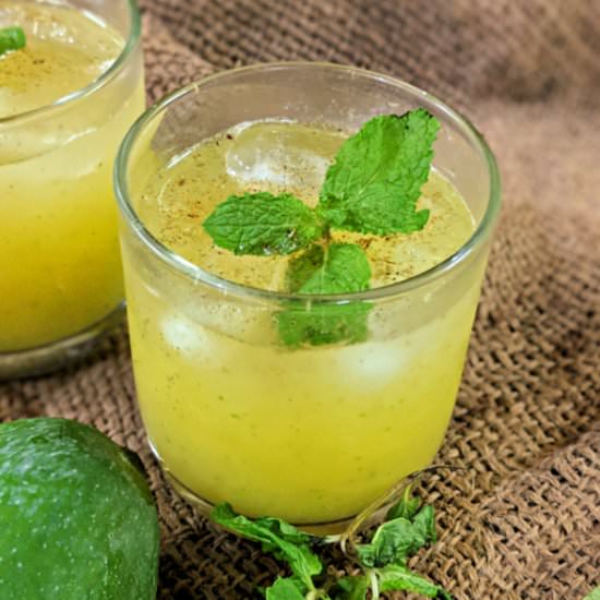 Delicious Mango Summer Cooler - Recipe photo by rparm
