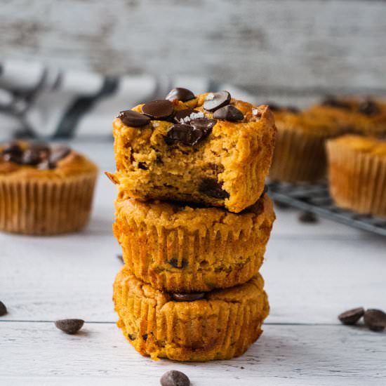 Peanut Butter Banana Muffins - Recipe photo by Shuangys Kitchensink