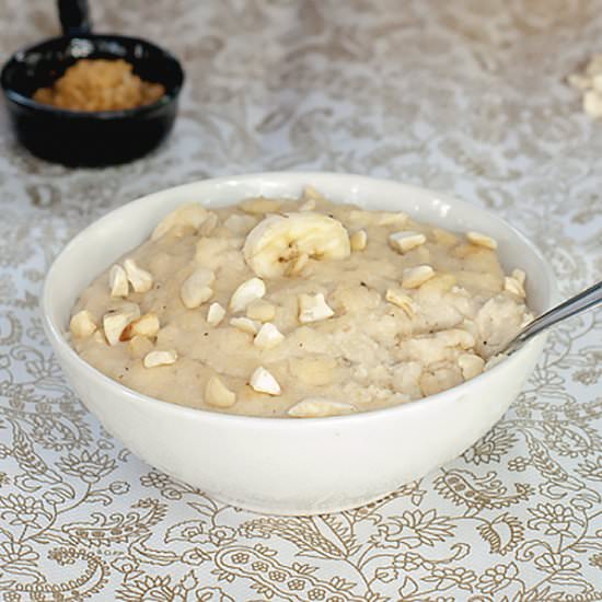 Breakfast Semolina Porridge - Recipe photo by MasalaHerb