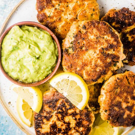 Salmon Cakes with Avocado Tartar - Recipe photo by The Endless Meal