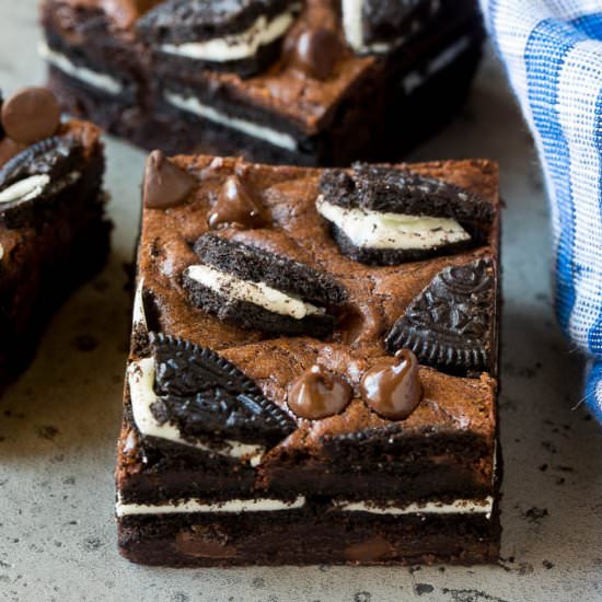 Oreo Brownies - Recipe photo by dinneratthezoo