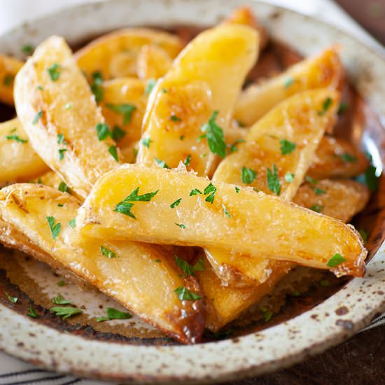 Golden crispy oven fries - Recipe photo by Joes Healthy Meals