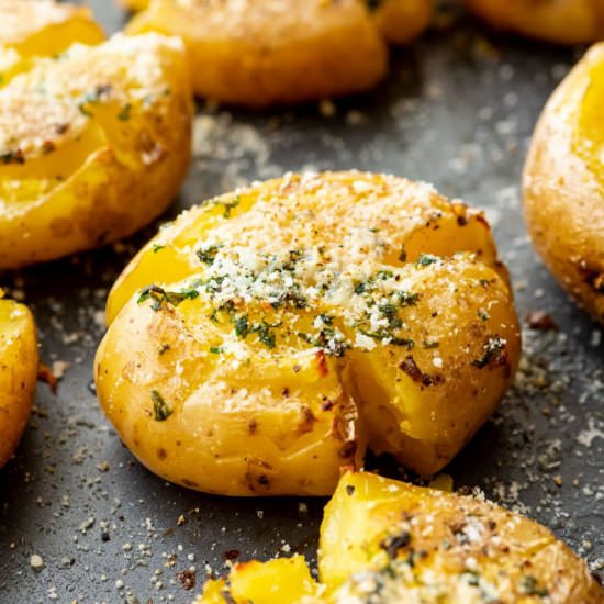 Smashed Potatoes - Recipe photo by julieseatsandtreats