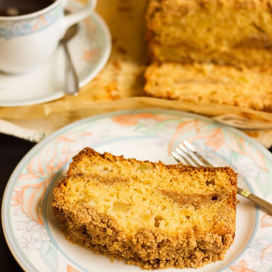 Apple Coffee Cake with Streusel - Recipe photo by MunatyCooking