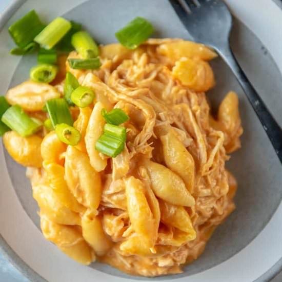 Slow Cooker Buffalo Mac and Cheese - Recipe photo by slowcookergourmet
