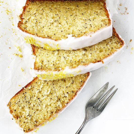 Lemon Drizzle Loaf Cake - Recipe photo by Allkitchencolours