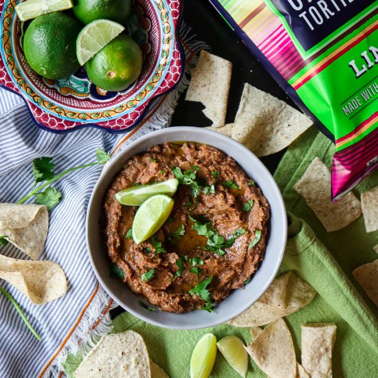 5 Minute Black Bean Chipotle Dip - Recipe photo by tippsinthekitch