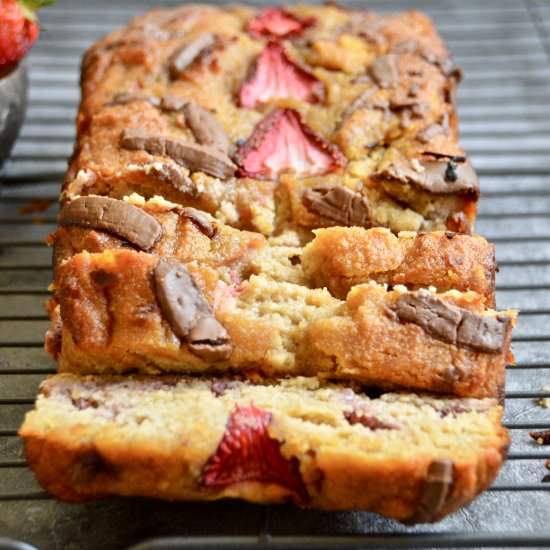 Sweet Summery Strawberry Banana Bread - Recipe photo by Kayscleaneats