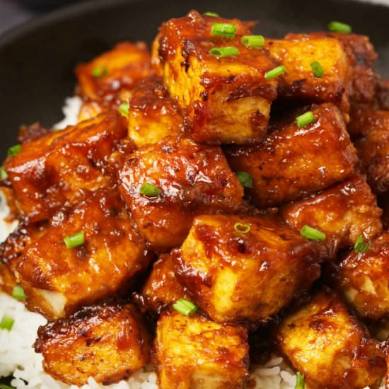 General Tso's Tofu - Recipe photo by lovingitvegan