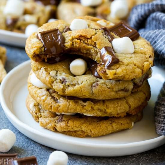 S'mores Cookies - Recipe photo by dinneratthezoo