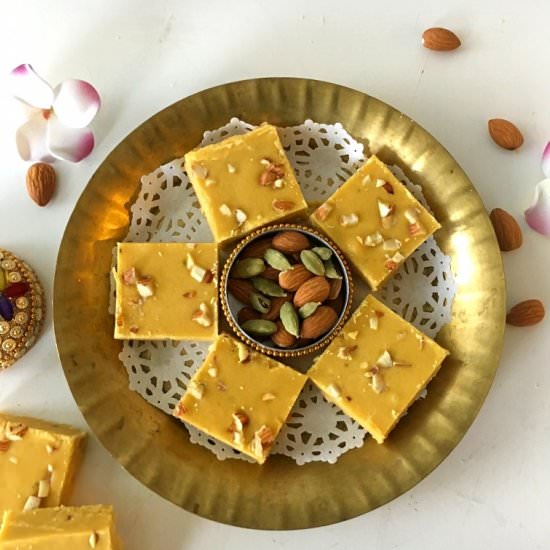 Besan Burfi/Chickpea Flour Fudge - Recipe photo by CurryandVanilla