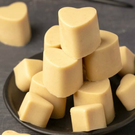 Vegan White Chocolate - Recipe photo by lovingitvegan
