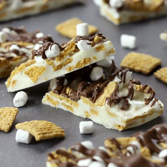 Golden Grahams S'mores Bark - Recipe photo by TheToastyKitchen