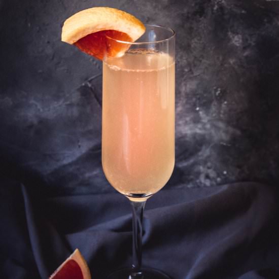 Grapefruit Cava Cocktail - Recipe photo by darylskitchen