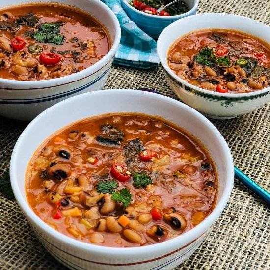 Nettle and Black eyed beans soup - Recipe photo by ramonascuisine