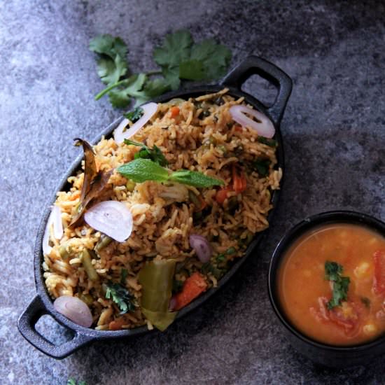Vegetable Teheri | Biryani - Recipe photo by amomscookbook