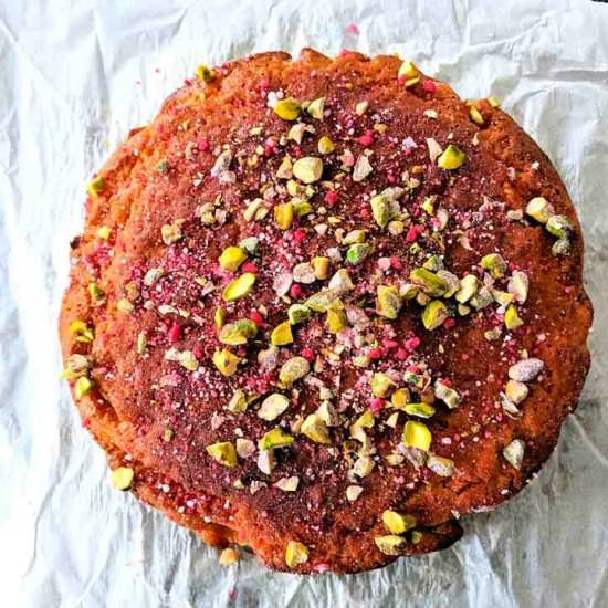 lime yoghurt pistachio cake - Recipe photo by Cuisine Fiend
