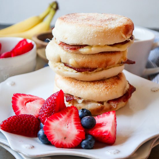 Make-Ahead Breakfast Sandwiches - Recipe photo by tippsinthekitch