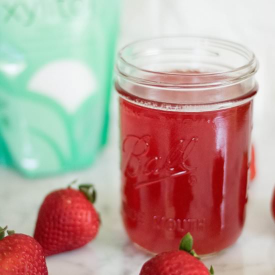 Low carb Strawberry Simple Syrup - Recipe photo by lifestyleofafoodie