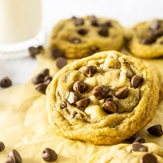 Brown butter chocolate chip cookies - Recipe photo by Burrata and Bubbles