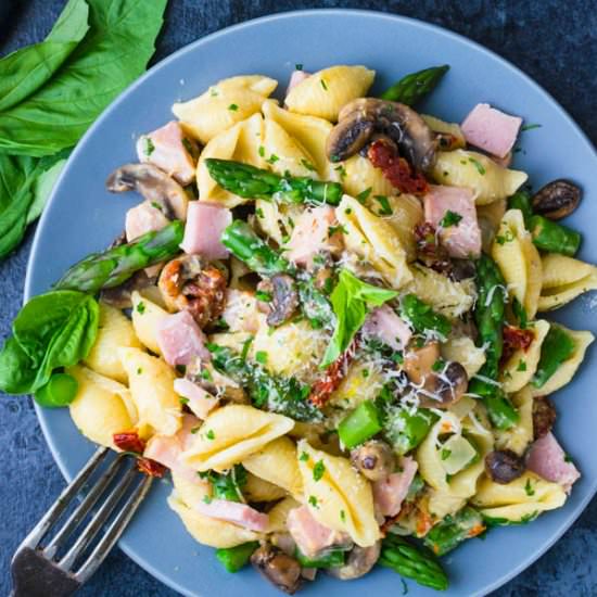 Ham and Vegetable Primavera - Recipe photo by garlic and zest