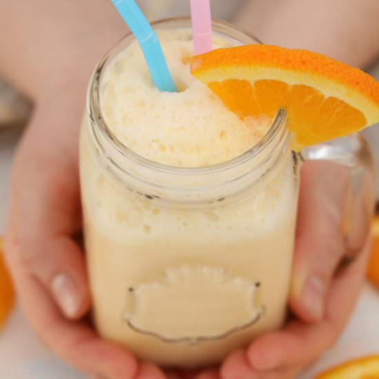 Easy Orange Julius - Recipe photo by peasandpeonies