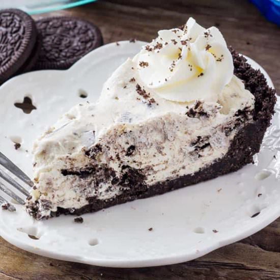 No Bake Oreo Cream Pie - Recipe photo by Princess Pinky Girl