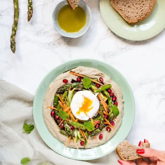 Baba ghanoush with asparagus - Recipe photo by Flymetothespoon
