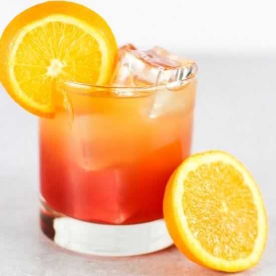 Malibu Bay Breeze - Recipe photo by becomebetty